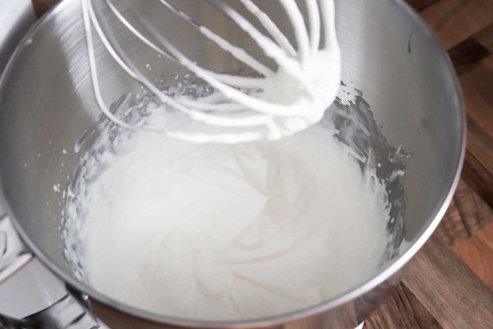 Kerman vaahdotus yleiskoneella