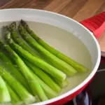 Parsaa paistinpannulla