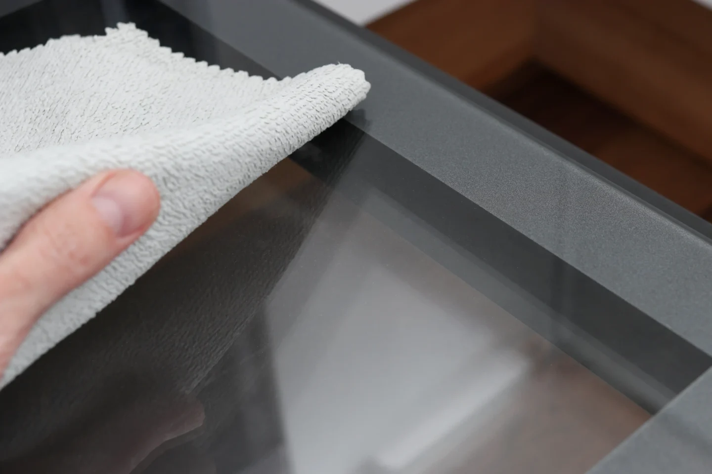 Puhdistunut uunin lasi