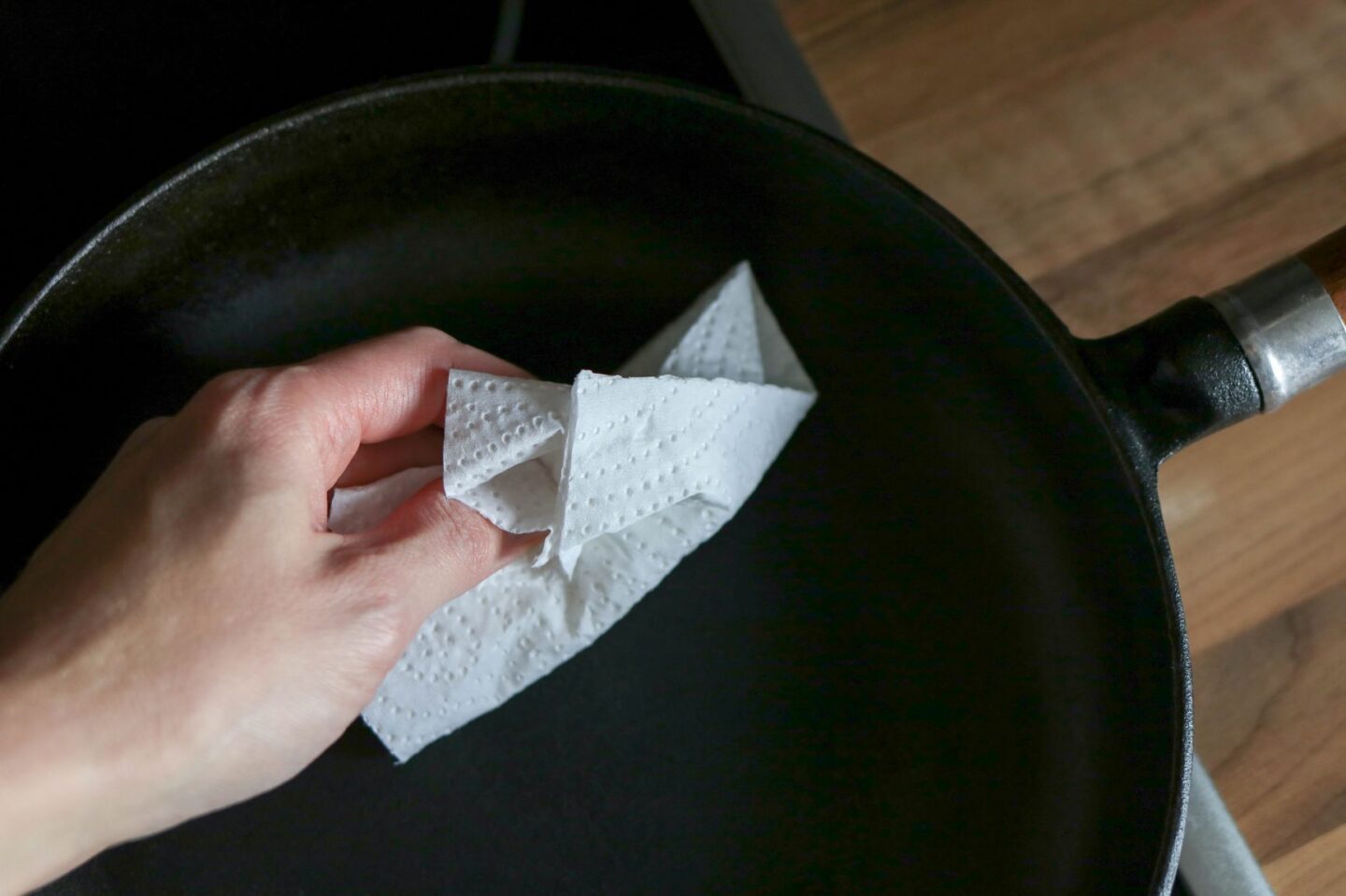 Valurautapannun kuivaaminen