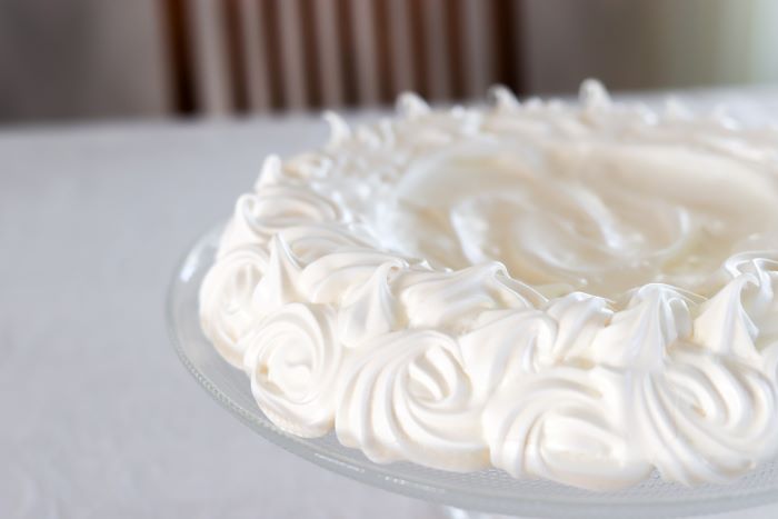 Pavlovakakun pohja ennen täyttämistä