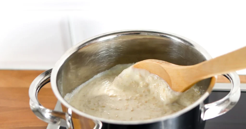 Kauravelli kattilassa.