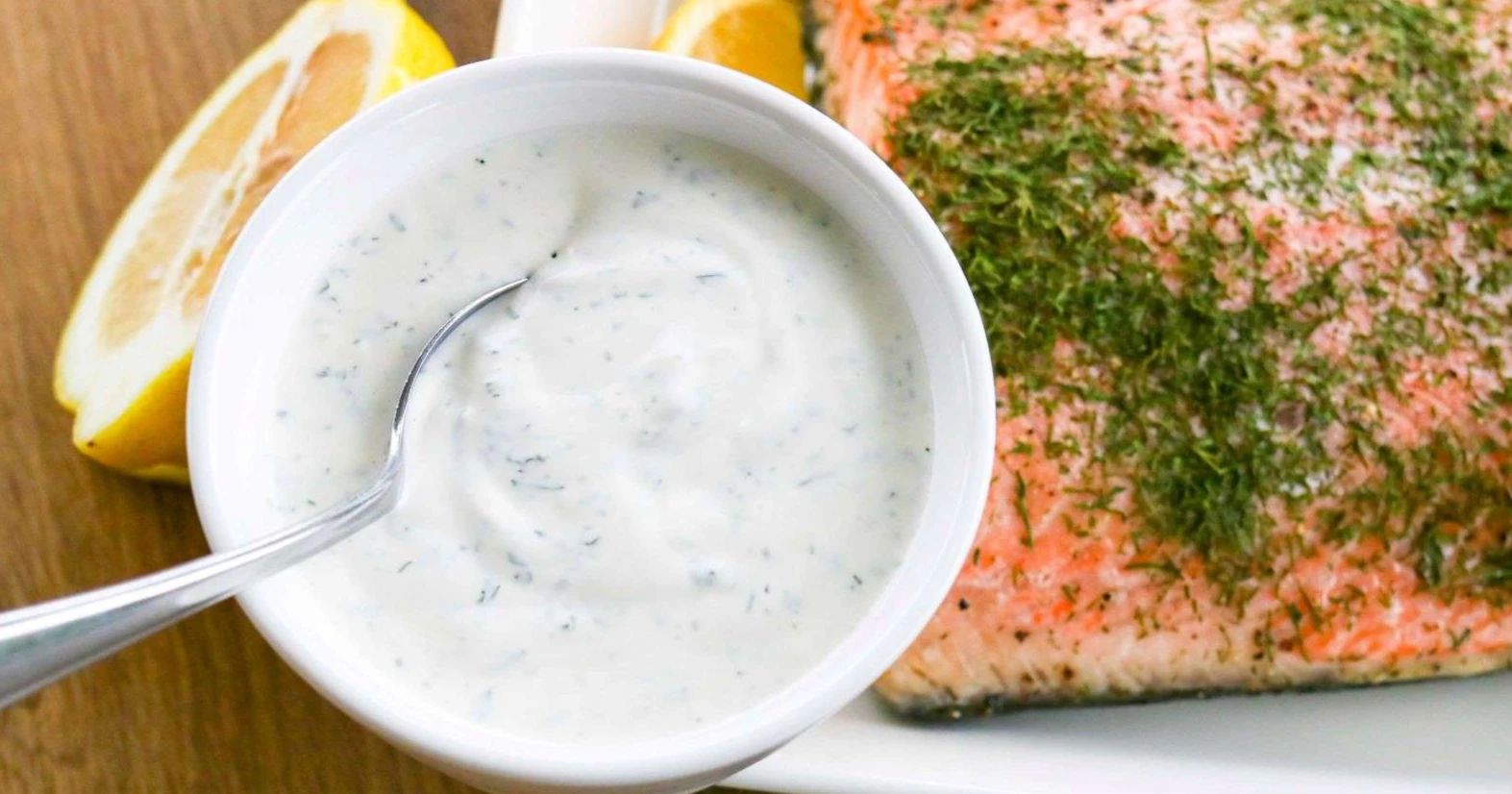 Kermaviilikastike sopii kalalle.