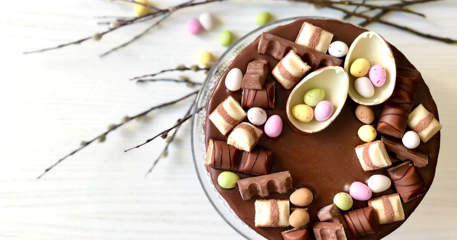 Kinder-juustokakku on kevään suosikkeja.